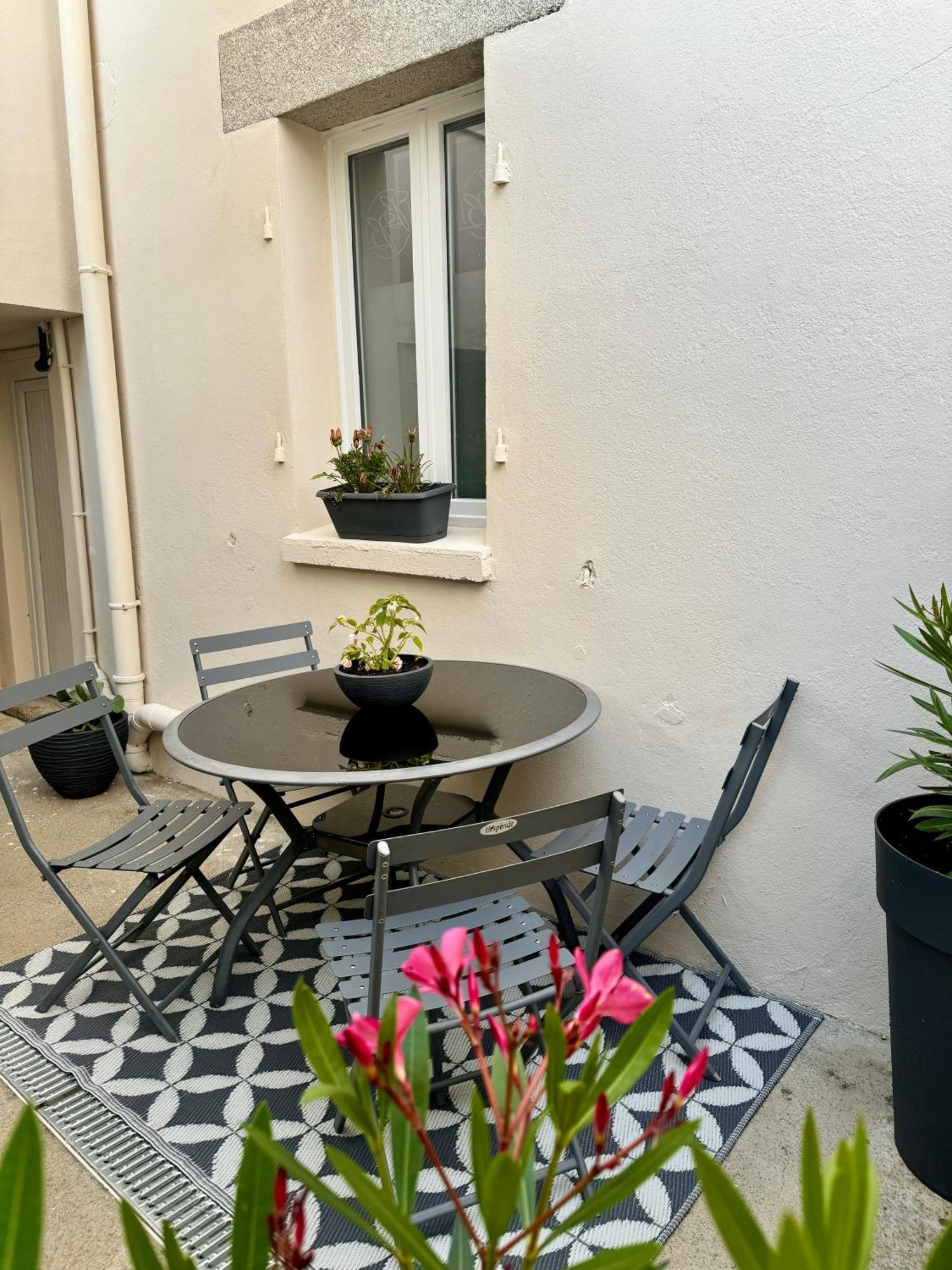 Suite Au Grand Air Châteauneuf-du-Faou Exterior photo